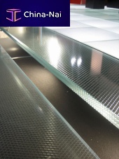 Tempered glass panel CRISAMAR® STEP NEXUS-Tsafetypatternedtranslucent