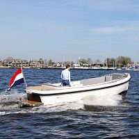 Inboard small boat 6.5opencenter consoleclassic