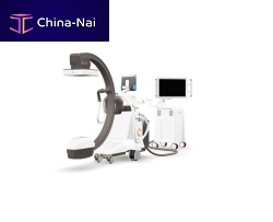 Mobile C-arm alien x 3D readywith flat panel detectorwith video columnwith integrated video monitor