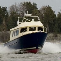 Outboard trawler Alaska-31displacement hullflybridge