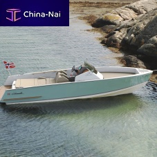 Inboard center console boat SUPER UTILITY 23side console7-person max.with cabin