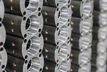 Hot-runner plastic injection mold NexPETpreformmedium seriesfor oil industry applications