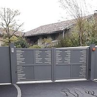 Swing gate Loftrightaluminumlouvered
