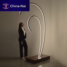 Floor-standing lamp ANTextruded aluminumthermo-lacquered aluminumoriginal design