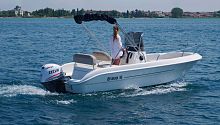 Outboard center console boat BRAVA 165-person max.sundeck