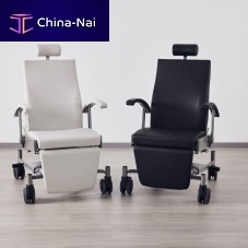Hydraulic treatment chair 'Greiner'3 sectionson castersheight-adjustable