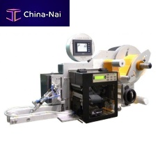 Self-adhesive label label printer-applicator PandA AFsidefor cosmetic productsfor the food and beverage industry