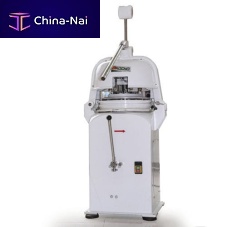 Semi-automatic forming machine for soft materialsCNCfor the food industry