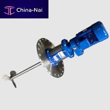 Dynamic agitator water treatment
