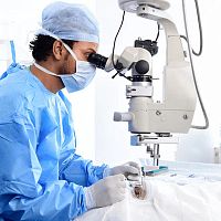 Ophthalmic surgery microscope Merlin®ceiling-mounted