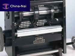 Paper perforating machine