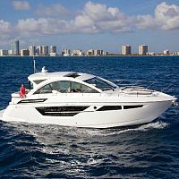 Inboard express cruiser 50 CANTIUShard-topcruising2-cabin