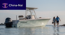 Outboard center console boat 220 CCsport-fishing8-person max.sundeck