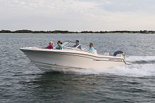 Outboard runabout Freedom 215bowriderdual-consolewakeboard