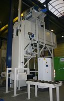 Motorized press compressionsemi-automaticbagging