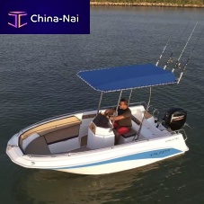 Outboard center console boat MARLIN 460fishing5-person max.sundeck