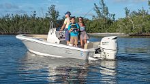 Outboard center console boat Islander 180sport-fishing6-person max.sundeck
