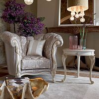 Classic armchair MAFALDA fabricwooden