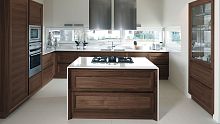 Contemporary kitchen woodenislandU-shaped