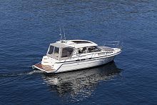 Inboard express cruiser SAGA 320 SUNTOPhard-top