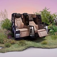Aircraft cabin seat VantageDUO for passengerswith armrestswith table