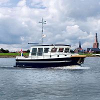 Inboard trawler Donky wheelhousecanal2-cabin