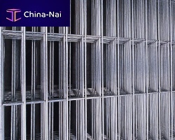 Fencing welded wire mesh