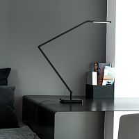 Desk lamp UNTITLED LINEARpolymerpainted aluminumaluminum
