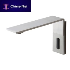 Metal washbasin spout RWIT 2895 IS 02wall-mounted