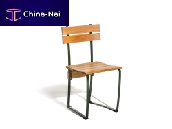 Contemporary chair KERTEMINDEoutdoorteakpainted steel base