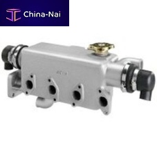 Shell and tube heat exchanger for ships