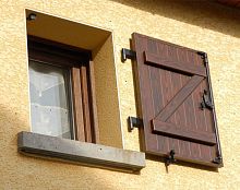 Swing shutter 27 mmextruded aluminumthermo-laqueredwood look