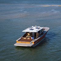 Cruising motor yacht ALEXANDRA classicopeninboard