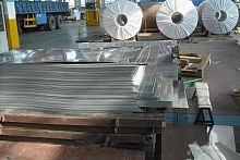 Aluminum alloy sheet platecoilfor the automotive industry