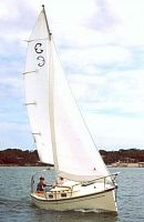 Coastal cruising sailboat COM PAC ECLIPSE