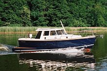Inboard day fishing boat 700MSDdieselwheelhousenavigation