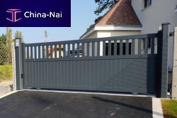 Sliding gate Semi-jointifsrightaluminumlouvered