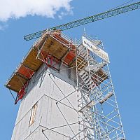 Work platform FB 180suspendedfor formwork