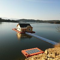 Modular floating house