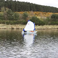 Single-handed sailing dinghy Alpha instructional