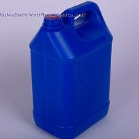 Mono-cavity extrusion blow mold DDW-1CAV-jcmfor PET bottlesfor the packaging industry