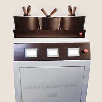 Hydraulic press for moldinghotfor metallographic samples
