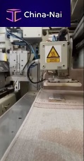 Semi-automatic labeling machine fully-automaticfor textile samplesside