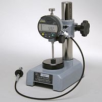 Stationary thickness gauge EV 01rubberdigital display