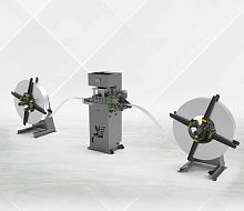 Automatic punching machine YCL-Mhydraulicservo-drivenfor roller shutter profiles