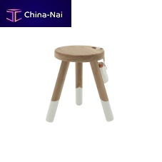 Contemporary stool Oriente Milkwoodenwooden base3-legged