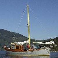 Cruising sailboat Oysta 30with bowsprit