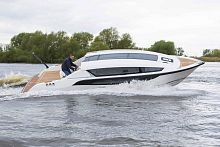 Inboard cabin cruiser LIMOUSINE 9 M AFT HELM STATIONtwin-engineopen12-person max.