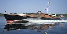 Classic motor yacht LIBERTYtraditionalflybridgedisplacement
