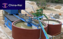 Gravity thickener for wastewater treatment plants